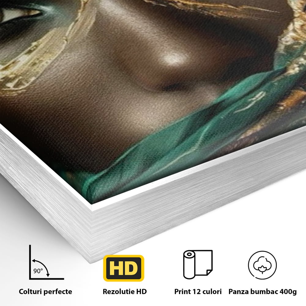 Detaliu al suprafetei: portret artistic cu ochi caprui si tesatura verde, in rama de aluminiu argintiu